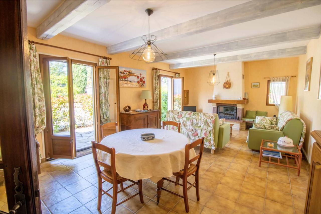 Large Spacious House In Fréjus Exteriör bild